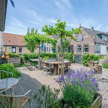 Boutique 3* De Waal