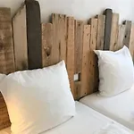 Boutique 3*